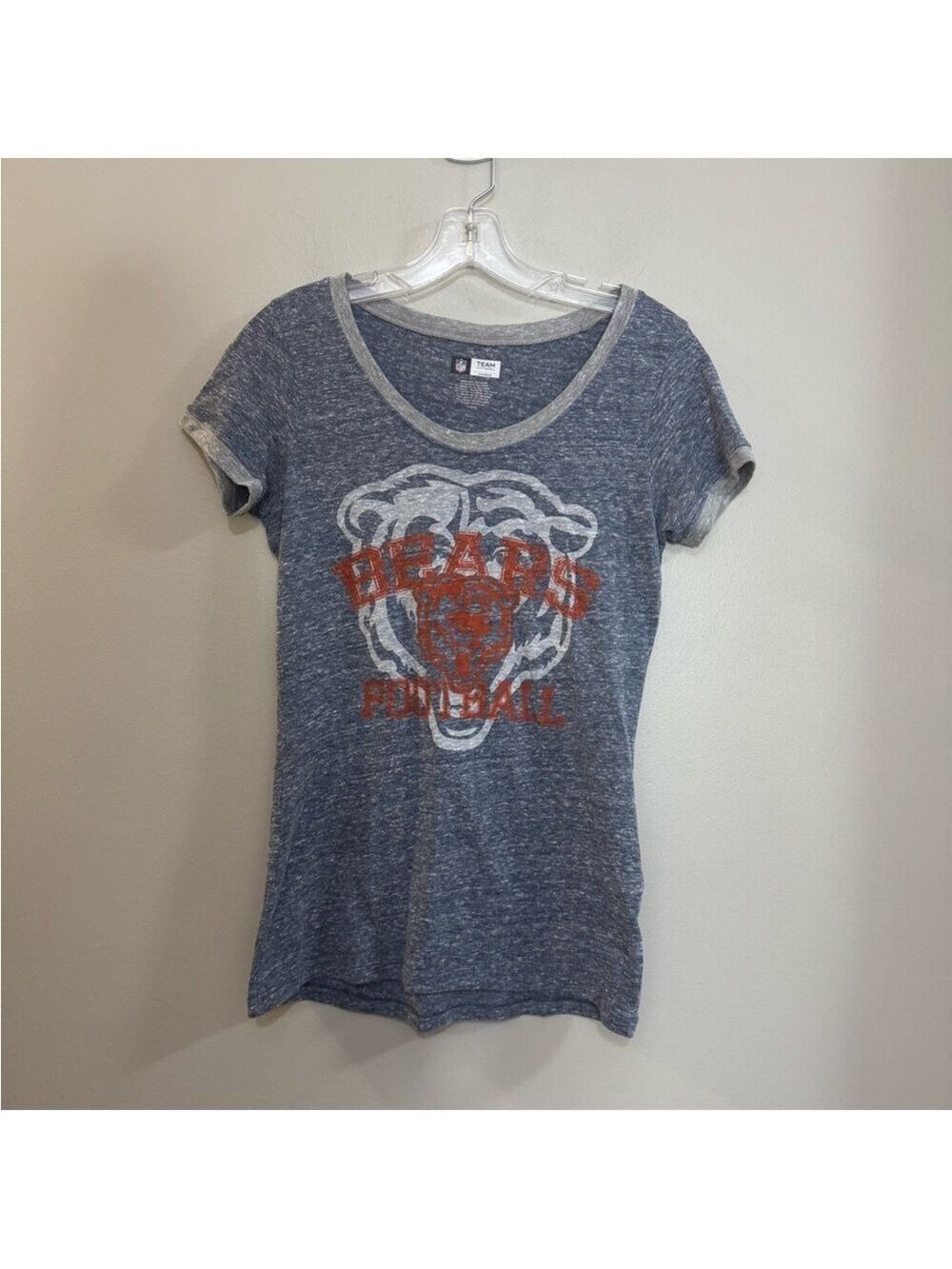 Women's NFL Chicago Bears Football Lightweight Short Sleeve Tee. Size Large